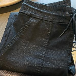 Flog - sz27- Black - multi pocket - probably worn only 3 times